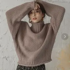 ハイネックニット　ピンクベージュ
