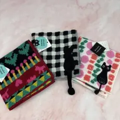 新品未使用またのあつこ（Atsuko Matano）のタオルハンカチ3枚セットのサムネイル