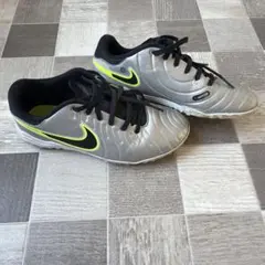 サンフレッチェ広島 塩谷選手実使用 NIKE TIEMPO サイン入 支給品