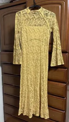 【LILY BROWN】 レースワンピ　イエロー