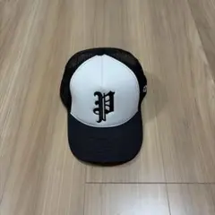 PVOT 刺繍ロゴ トラッカーキャップ