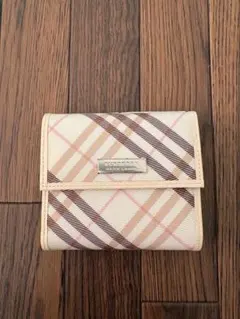 く*ま様 BURBERRY BLUE LABEL 三つ折り財布 ピンクチェックのサムネイル