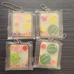 スイカゲーム　シャカシャカ　キーホルダー
