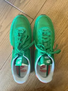 NIKE × ストレンジャーシングス ホーキンス コラボ スニーカーのサムネイル