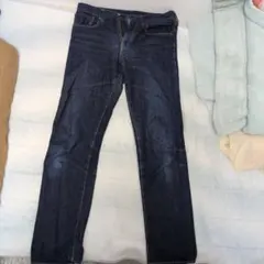 GU ストレートデニム ダークブルー
