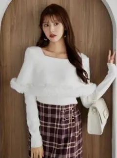 ファー付きケープニット（オフホワイト）