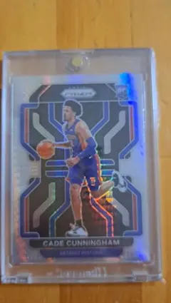 cade cunningham hyper prizm nbaカード