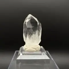 ヒマラヤ水晶 未研磨のポイントセット ピラミッドポイント - メルカリ