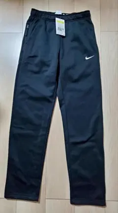 【NIKE】パンツ thema-fit フリース