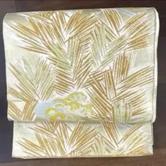松葉模様 帯 金色と緑色