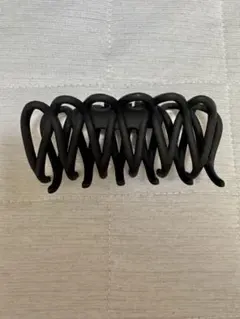 マットブラック ウェーブ ヘアクリップ　バンスクリップのサムネイル