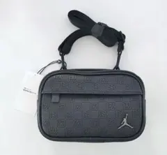【新品・未使用】Jordan ショルダーバッグ グレー　モノグラム 楽天市場】JORDAN（カラーグレー）（メンズバッグ｜バッグ）：バッグ