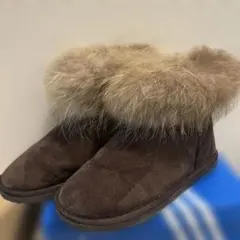 ブラウンファー付きムートンブーツ