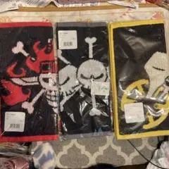 ONEPIECE バンダナ ハンカチ まとめ売り おまけ付き - メルカリ