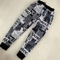 カジュアル　総柄パンツ　140センチ