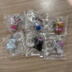 ハローキティ めじるしアクセサリー ガチャ