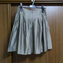 アンテプリマ　ピンタック フレアスカートのサムネイル