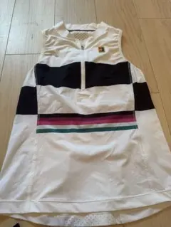 NIKEテニス　ノースリーブ テニスウェア