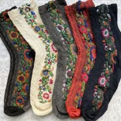 花柄刺繍風ソックス　５点セット　新品・未使用