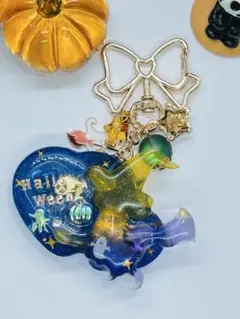 ハロウィン　シャカシャカキーホルダー　HW