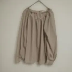 earth music & ecology ベージュ長袖シャツ