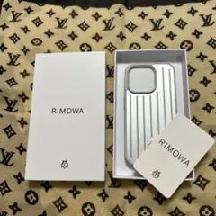 RIMOWA iPhoneケース シルバー　15PRO用 一度着用　中古　美品