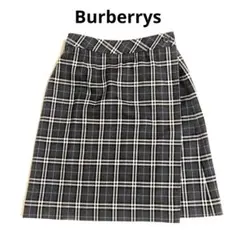 BURBERRY バーバリーブルーレーベル　ノバチェック ミニスカート グレー