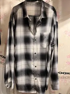 チェック柄シャツ