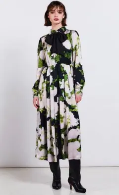 2025年最新】sov. フラワープリントサテンボウタイワンピースの