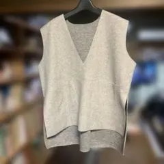 vネック ベスト