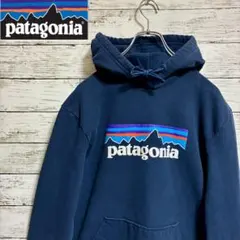 ネイビー パーカー