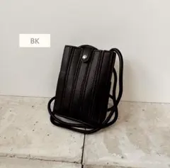 黒　スマホショルダーバッグ