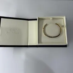 Daniel Wellington バングル ゴールド