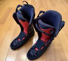 未使用品ATOMIC インナーブーツ REDSTER CS 130 25.5cm