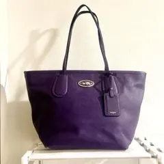 コーチ トートバッグ　本革　ダークパープルマチあり