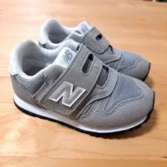 New Balance ベビー スニーカー グレー