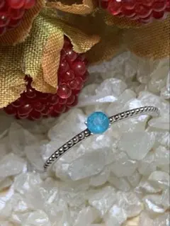 パライバトルマリン　ブラジル産0.135ct ネオンブルー