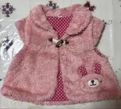 ウサギ刺繍付きピンクベビーベスト 90