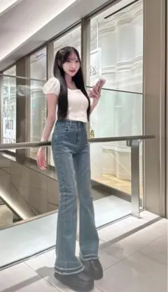 Mサイズ ブルーデニム フレアパンツ