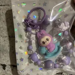 ラブブ木馬ストラップ　紫　キーホルダー
