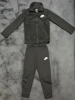 Nike ブラック ジャージセット (ジャケット+パンツ)