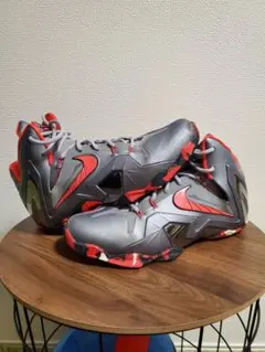 Nike Lebron 11