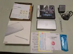任天堂 ニンテンドーDS Lite シルバー ソフト付き