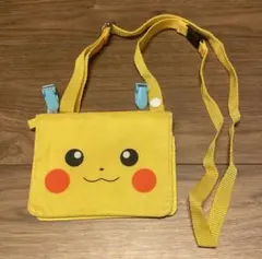 ピカチュウ　移動ポケット