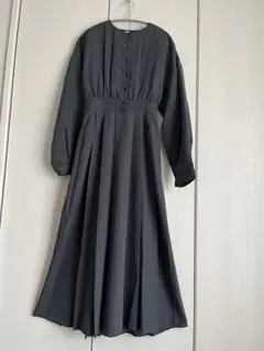ロングワンピース／L ／ダークグレー／フレア／長袖／ウエスト切替／きれいめ／上品