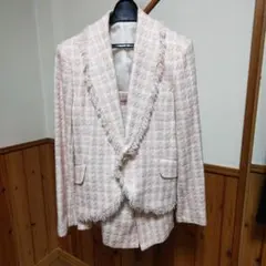 【新品】春物　レディーススーツ