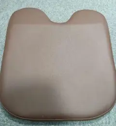U字型ケアーバストクッション茶色　ブラウン