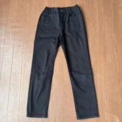 UNIQLO ブラックパンツ 140サイズ