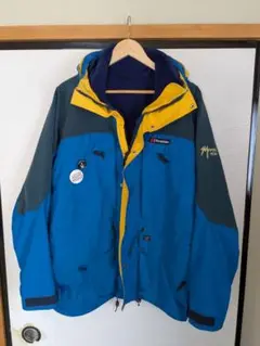 2025年最新】berghaus マウンテンパーカーの人気アイテム - メルカリ