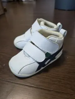 アシックス スニーカー